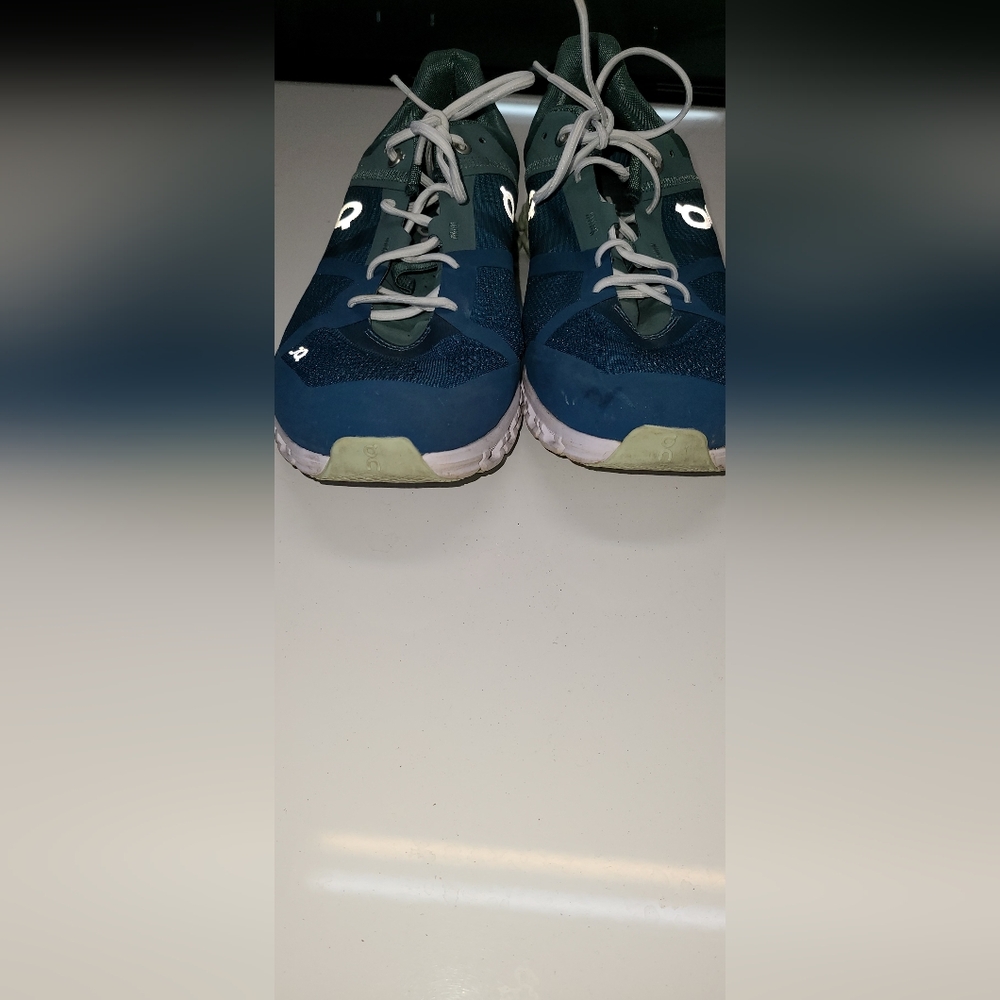 On Cloud Running Cloud Runner Sneakers Tennis Sho… - image 5